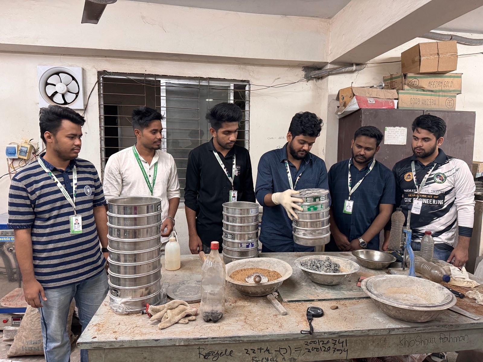 Concrete mixture machine and cube molds